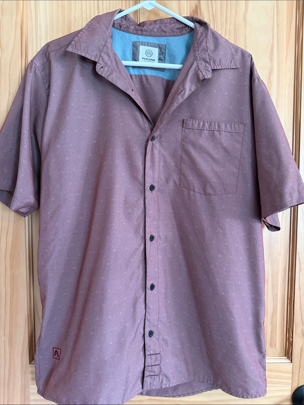 Flylow Men’s Short-Sleeve Button-Down Shirt in Dusty Mauve
